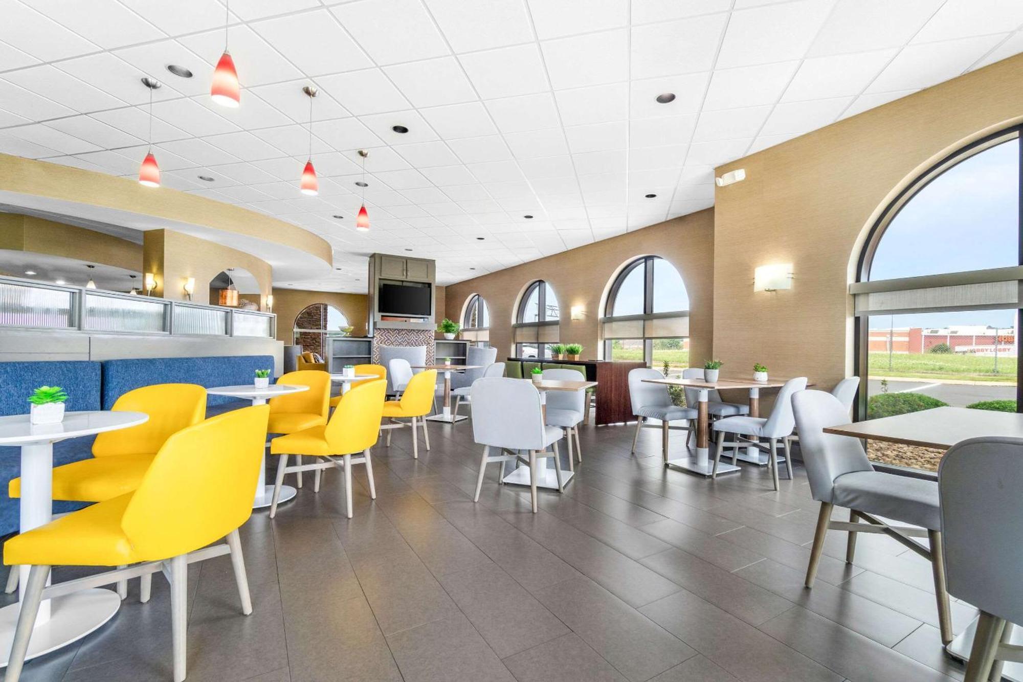 Comfort Suites Jackson I-40 Kültér fotó