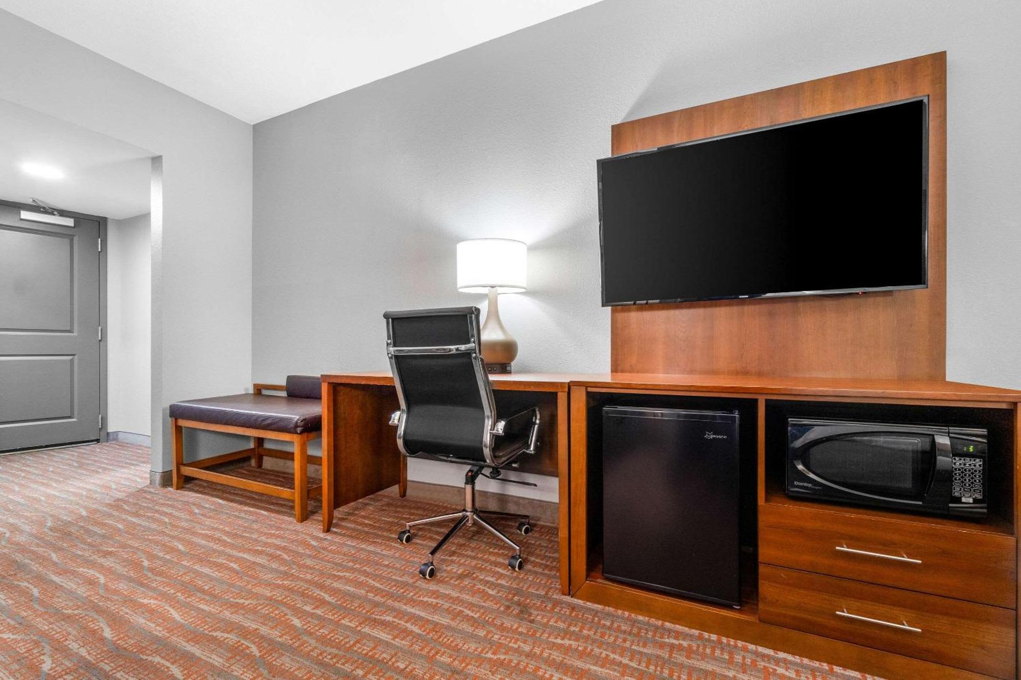 Comfort Suites Jackson I-40 Kültér fotó