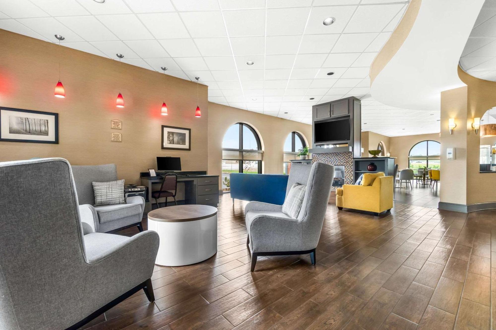 Comfort Suites Jackson I-40 Kültér fotó