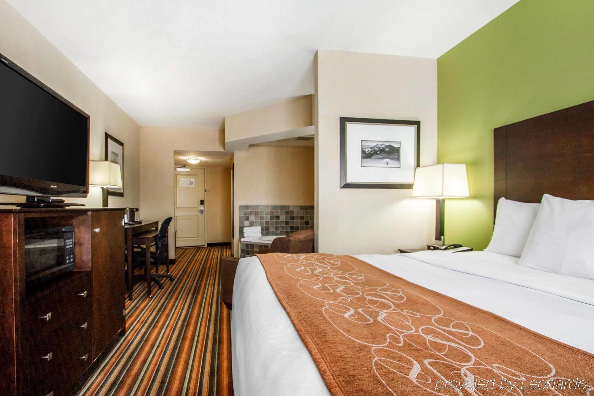 Comfort Suites Jackson I-40 Kültér fotó