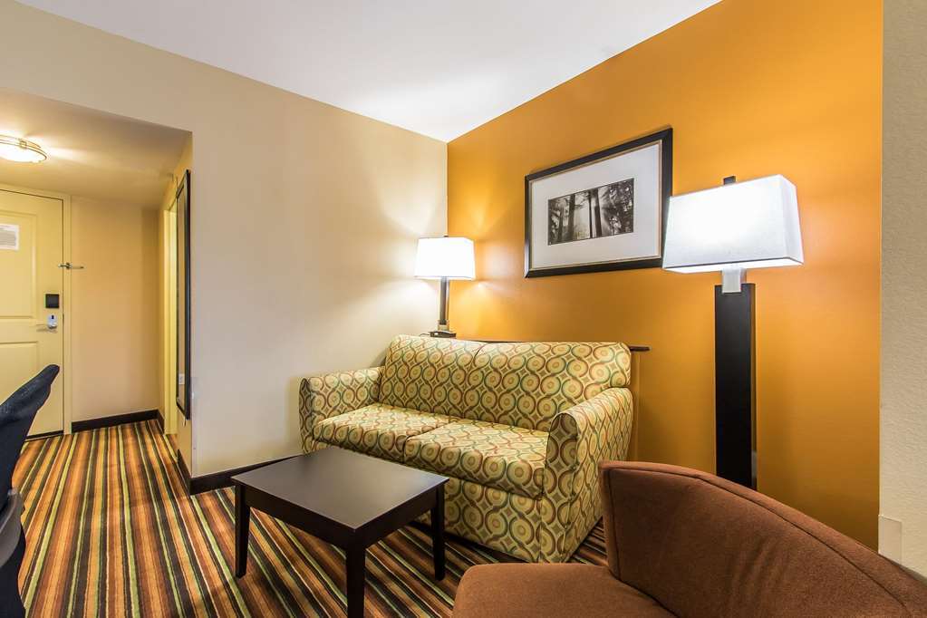 Comfort Suites Jackson I-40 Szoba fotó