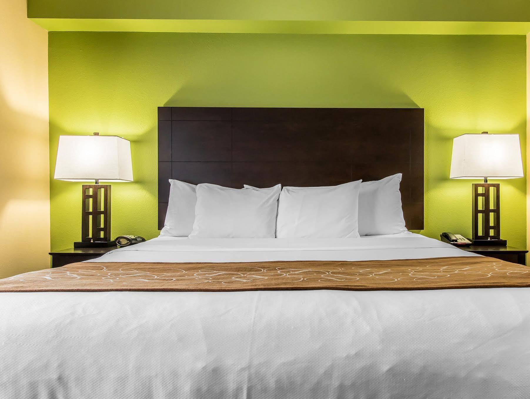 Comfort Suites Jackson I-40 Kültér fotó