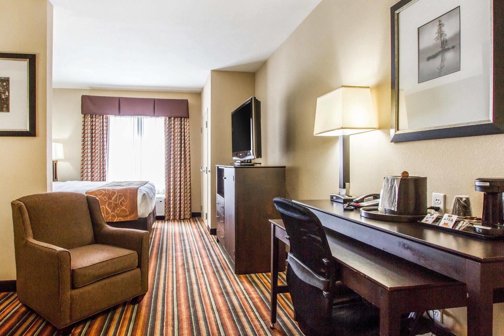 Comfort Suites Jackson I-40 Kültér fotó